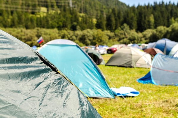 Venez découvrir le camping vias : une aventure en famille !